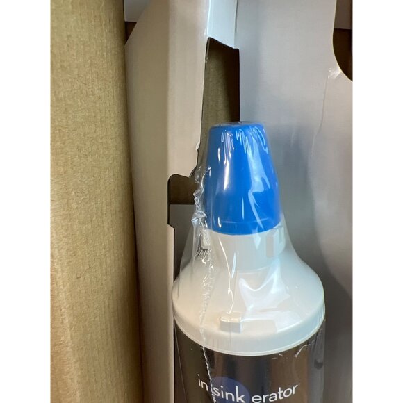 NIB InSinkErator F-1000 Standard  Under-Sink Water Filter Replacement New - Picture 7 of 8